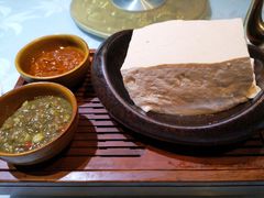 手擂辣椒老馒头-一块豆腐(英雄山总店)