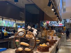 -昆山裕元花园酒店·温莎西餐厅