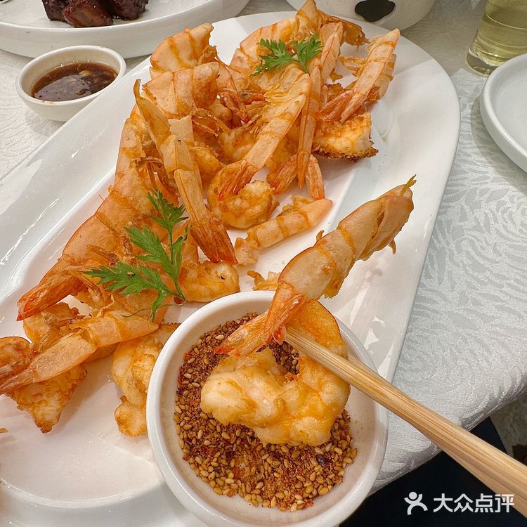 是不是半个大连的人都知道他家！