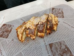 杏仁牛角AlmondCroissant-十二小节BAR·COFFEE·ACE&CLUB·火车咖啡厅(751店)