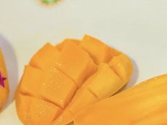 -上海龙吴水胜海发市场