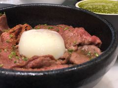 寿喜烧和牛配63度蛋-Calia