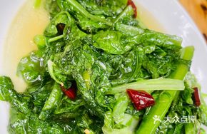 Stir-fried Bitter Melon Leaves
