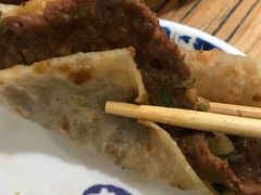 -溢心园香河肉饼总店