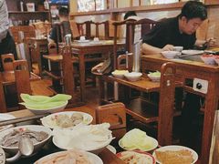 -沸炉重庆老火锅(军事博物馆店)