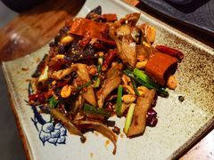 -滇香肴·云南菜蒸汽石锅鱼(云南北路店)