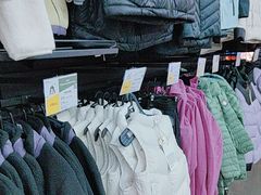 -迪卡侬(西三旗店)