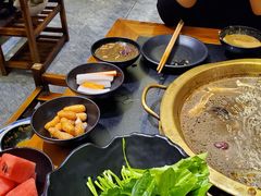 -沸炉重庆老火锅(军事博物馆店)