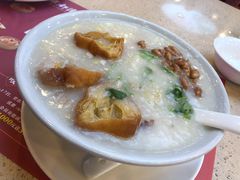 荔湾艇仔粥-点都德(千灯湖环宇城店)
