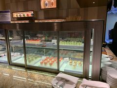 面包甜点陈列柜-嘉定凯悦·咖啡厅