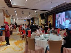 -凤凰楼酒家·粤宴点心(华强北店)