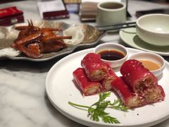 红米脆皮鲜虾肠-蝴蝶里·粤菜·点心(龙湖天街&滨江店)