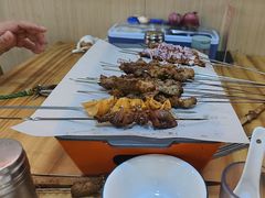 -亿牌牌东北烧烤(怀特店)