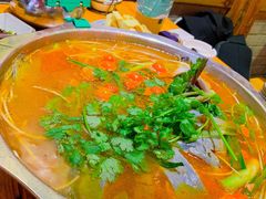 -老凯俚酸汤鱼(鸿通城店)