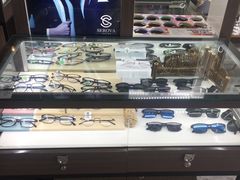 -视野联行眼镜蔡司·依视路官方授权店(顺城店)
