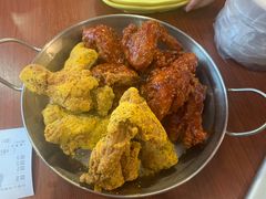 -BHC炸鸡(明洞总店)