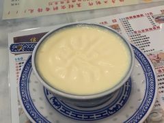 -广信牛奶甜品世家(台东店)