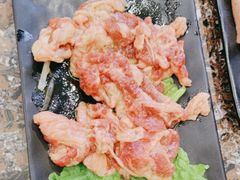 -啊美丽炭火烤肉(滑翔一店)