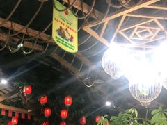 大堂-龙泉人椰子鸡.糟粕醋.海南菜(三亚旗舰店)