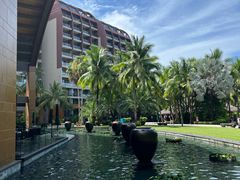 -三亚湾海居铂尔曼度假酒店