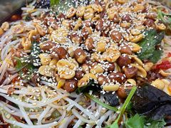 -周良天山牛杂城(天山路总店)