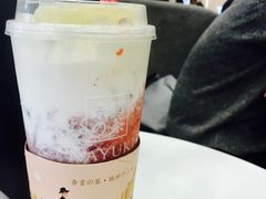 霸气芝士草莓-奈雪的茶(市百一店)