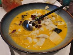 -荷塘秋月·本帮江浙菜(国权路店)