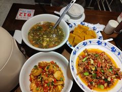 -八碗湘长沙市井菜(坡子街店)