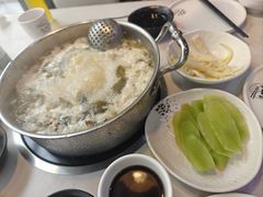 -德林酸菜鱼火锅(南丹店)