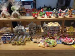 零售区-米洛克欧洲蛋糕(西南路店)