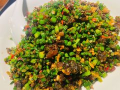 韭菜花爱皮蛋-吃饭皇帝大土家民族菜(正大广场店)