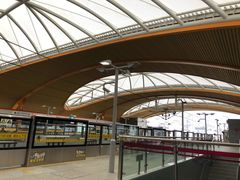 -康新公路(地铁站)