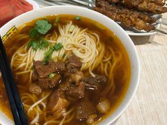-南城香·饭香串香馄饨香(青年路店)