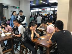 大堂-穆得·老周家牛肉烧饼(普利街店)