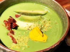 牛油果与西兰花奶油果蔬汤-格鲁·秀色Georgia’s Feast