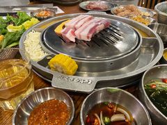 -姜虎东白丁韩国烤肉(吉利大厦店)