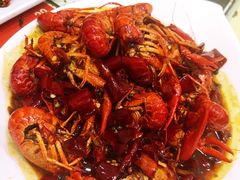 -扒虾小妹儿麻辣海鲜(宏图街店)