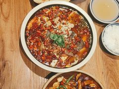 -泥糊破店小酒馆·团建聚餐(南京西路店)