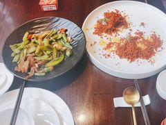 -梅花香里大酒店(郁金香路店)