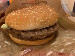 双层皇堡-汉堡王(北京三里屯购物中心)