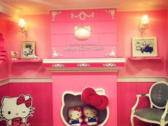 -Hello Kitty Cafe(弘大店)