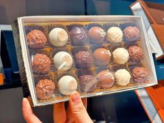 -Laderach 莱德拉(上海环贸iapm店)