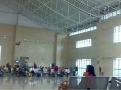 火车站等侯厅-雁荡山站