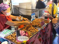 -席娜卡琳火车铁道夜市