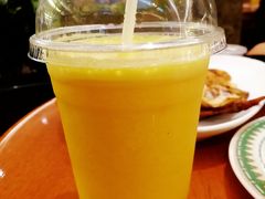 鲜榨橙汁-丽都DELICATESSEN熟食店