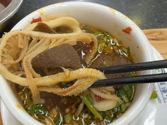 -金鼎雪山牦牛杂火锅(理县总店)