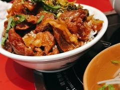 -潮汕·草根牛肉档(上海荟聚城市集市店)