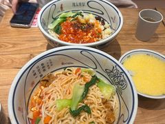 -陇上秦轩西安biangbiang面(朝龙汇店)