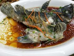 -小辣妹川味海鲜加工店(第一市场椰风巷店)
