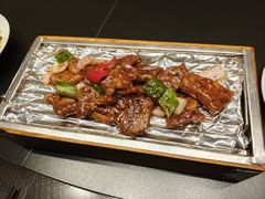 -新天明砂锅鱼头煲